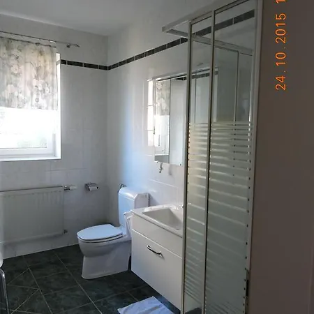 Gasthuis Gaestehaus Haagen 4*