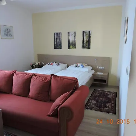 Gaestehaus Haagen 4* Bad Waltersdorf